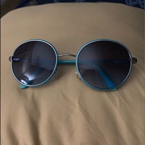 Steve Madden sunglasses